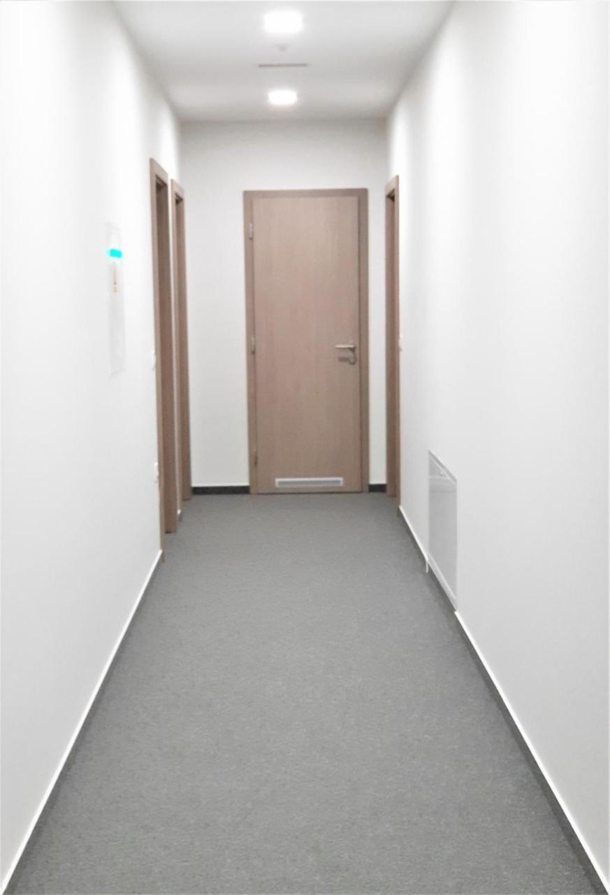 Smart Hostel Slavonski Brod Exterior photo