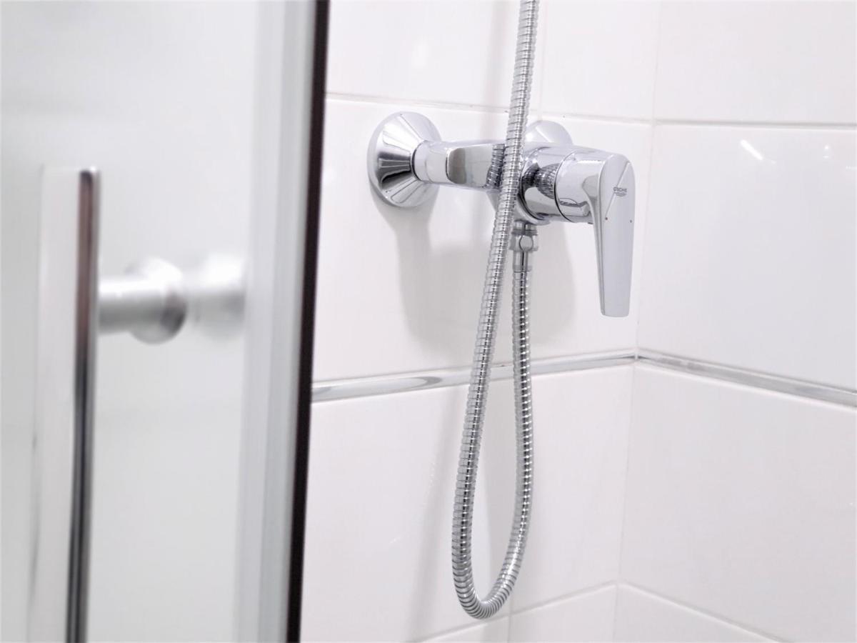 Smart Hostel Slavonski Brod Exterior photo